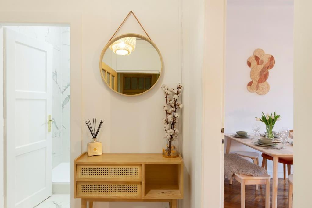 Bohemian Bakoua & Chesterfield Cottage, Hyper-Centre Metz Ngoại thất bức ảnh